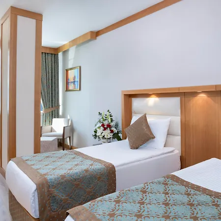 Oz & Adult Only 16 Hotel Antalia