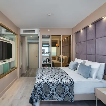 Oz & Adult Only 16 Hotel Antalia