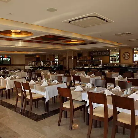 Oz & Adult Only 16 Hotel Antalia
